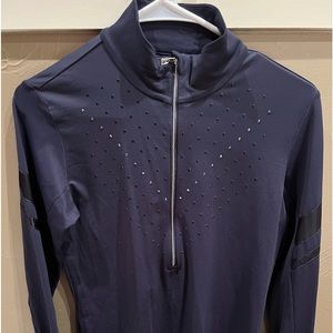 Toni Sailer mid layer goes great with Bogner ski jacket listed. Size 40